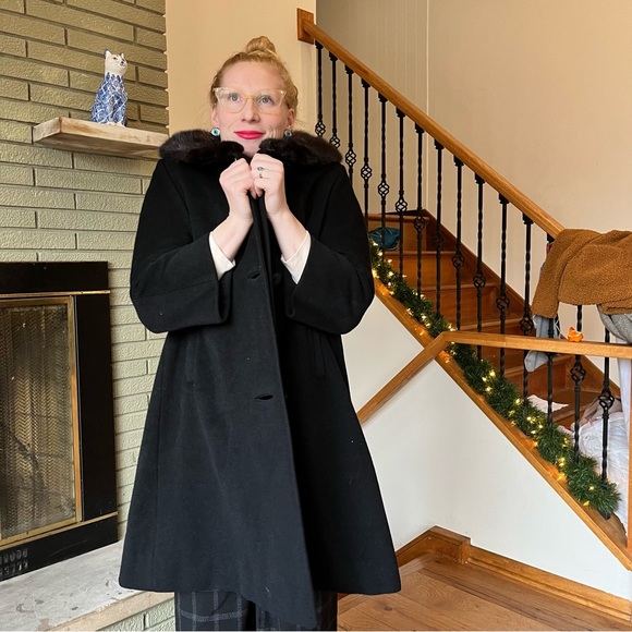 Vintage Black Wool Jacket - Picture 9 of 12